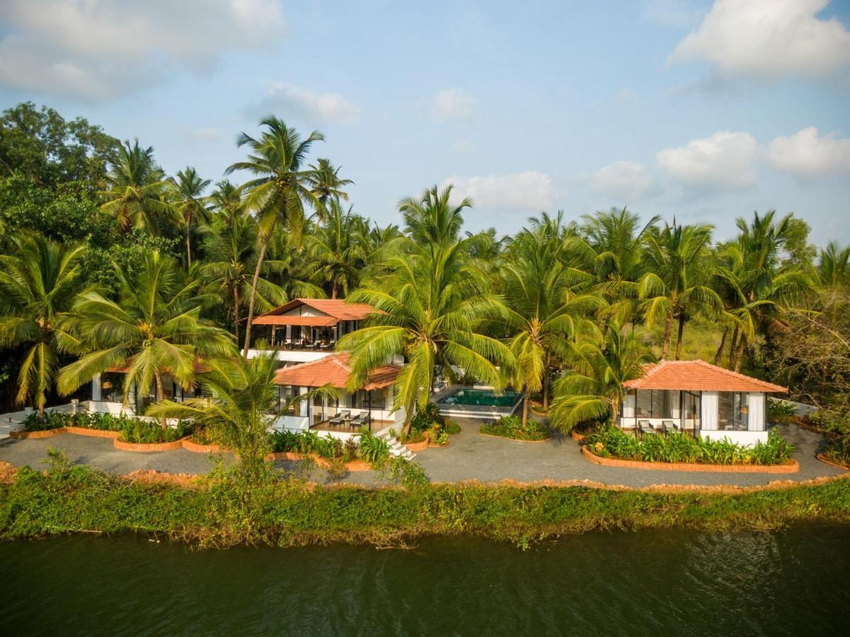 Pont Bleu Suites Riverside & Pool Canacona Esterno foto