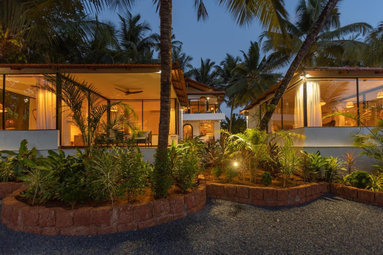 Pont Bleu Suites Riverside & Pool Canacona Esterno foto