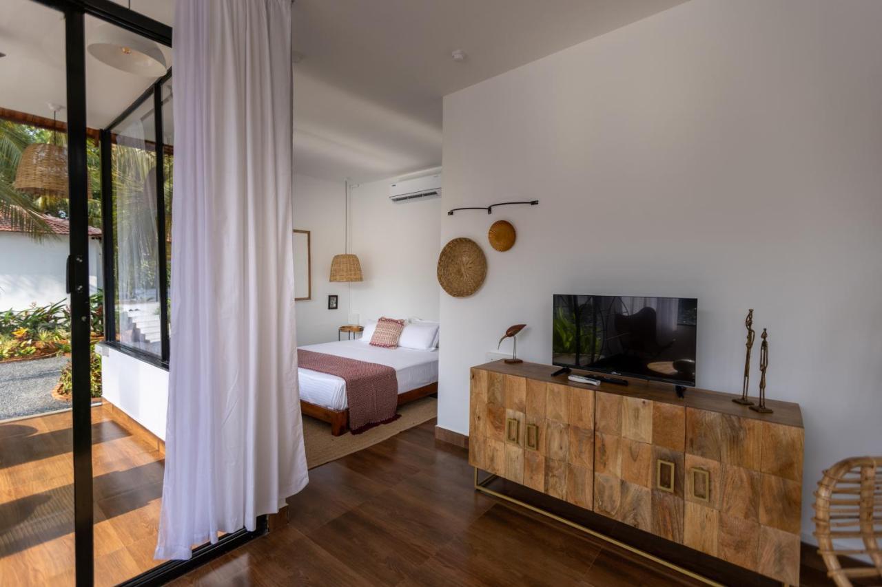 Pont Bleu Suites Riverside & Pool Canacona Esterno foto