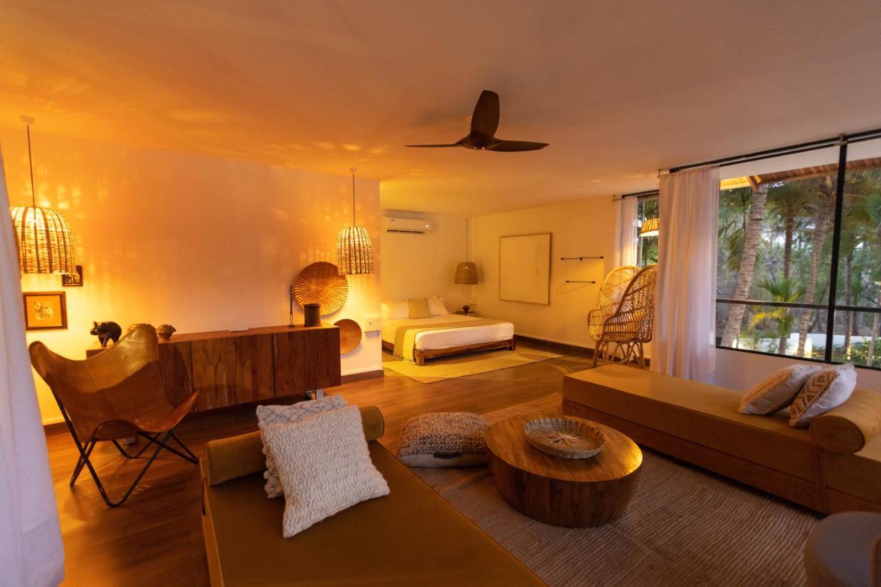 Pont Bleu Suites Riverside & Pool Canacona Esterno foto