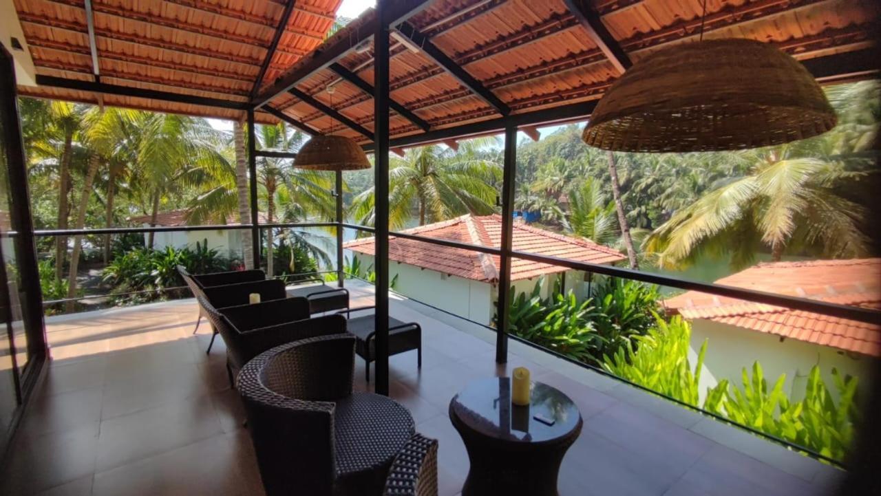 Pont Bleu Suites Riverside & Pool Canacona Esterno foto
